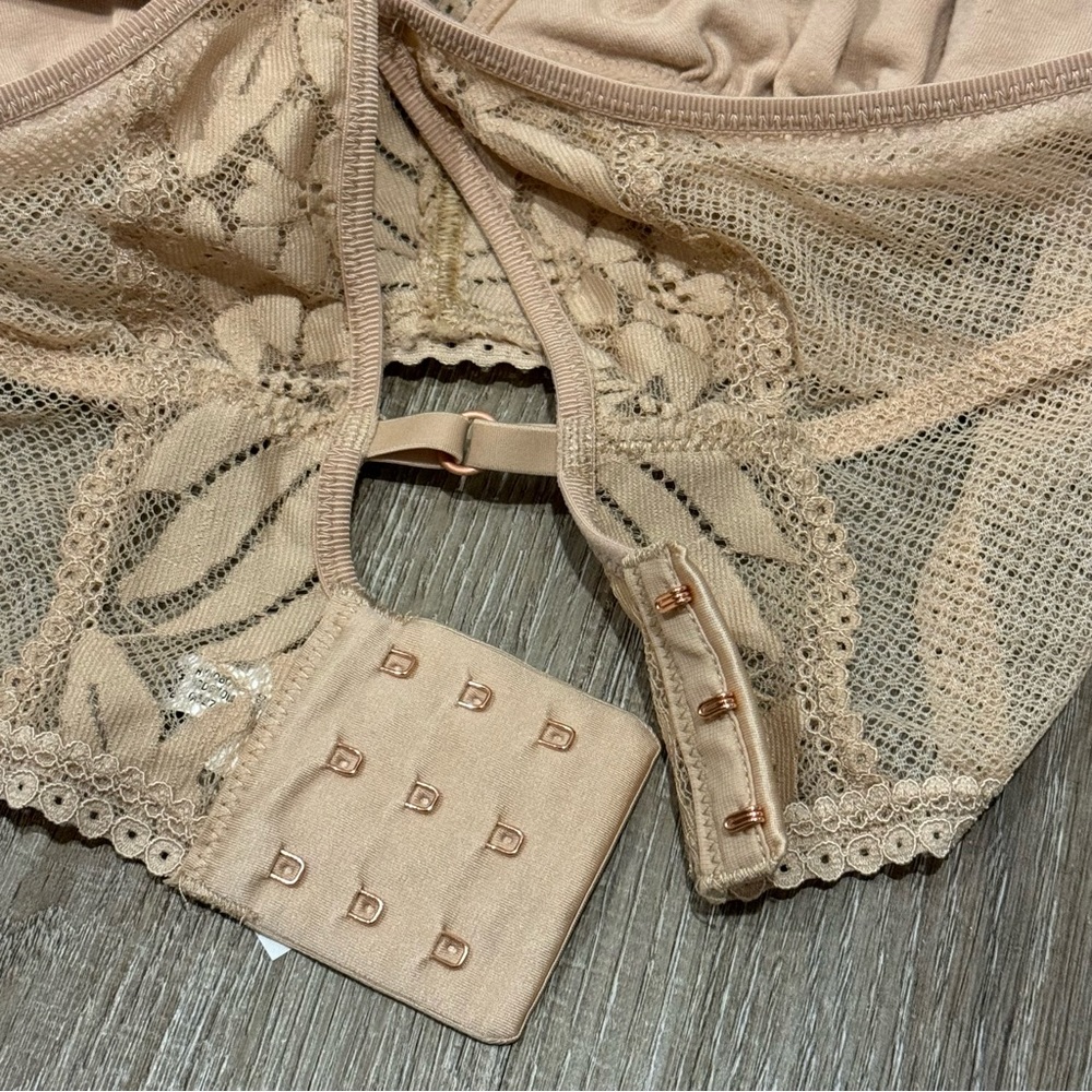 Aerie Cream Lace Bralette Crop Top Small | Soft Seamless Wireless Fairycore - Picture 4 of 10